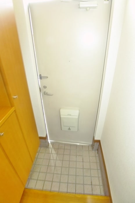 玄関 サニ－ビレッジ１番館
