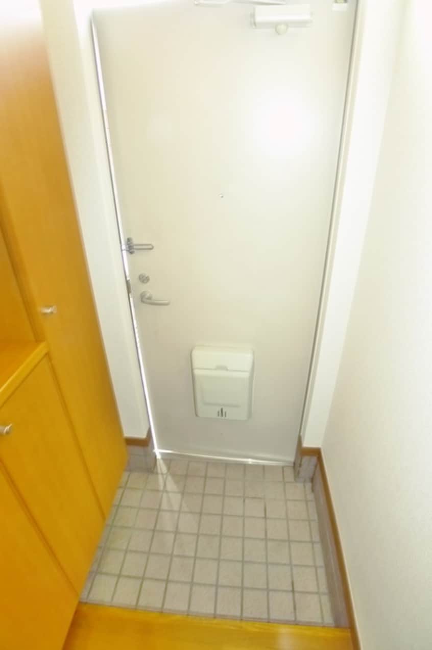 玄関 サニ－ビレッジ１番館