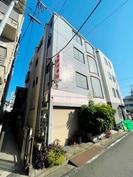 ハナブサビルの外観