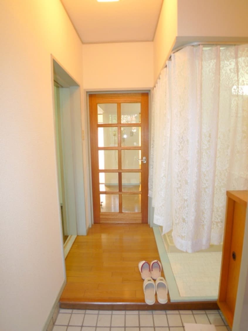 玄関 第二島村ハイツ