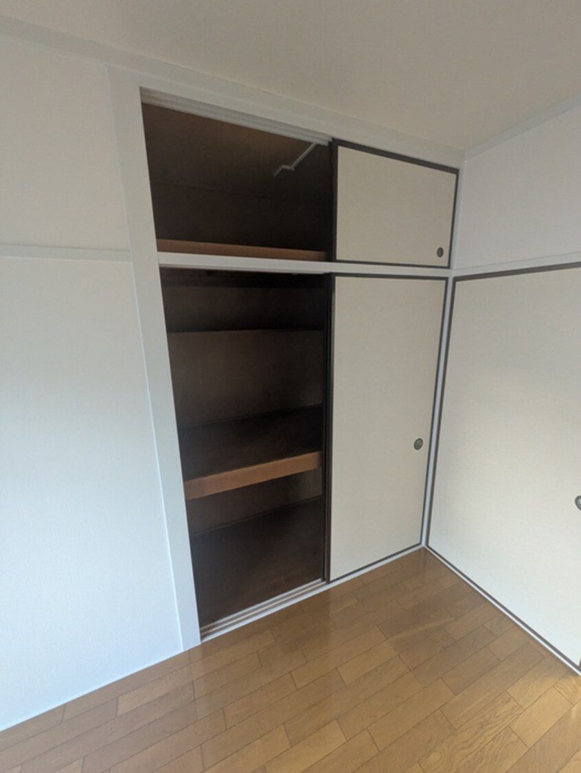 収納 第二島村ハイツ