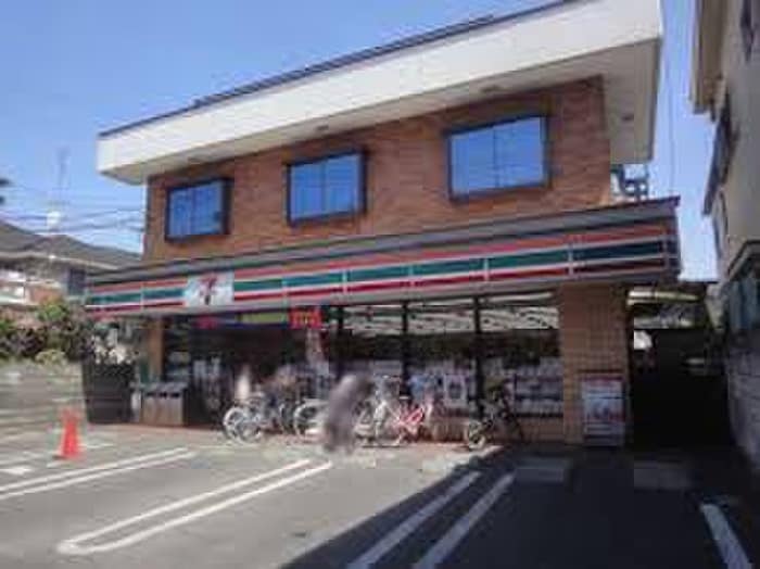 セブンイレブン(コンビニ)まで200m ミレニアム北浦和