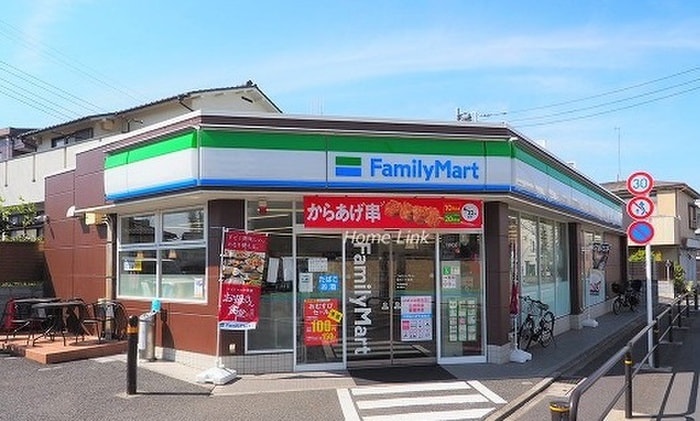 ファミリーマート若木2丁目店(コンビニ)まで443m シャトル鹿島