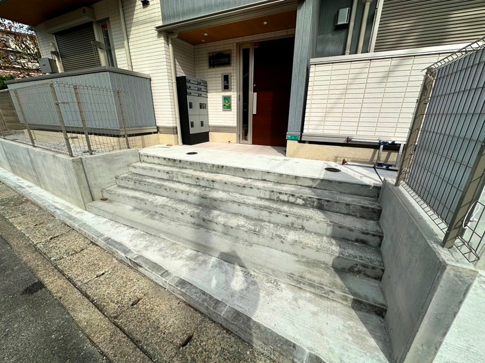 エントランス部分 ルミエール相武台