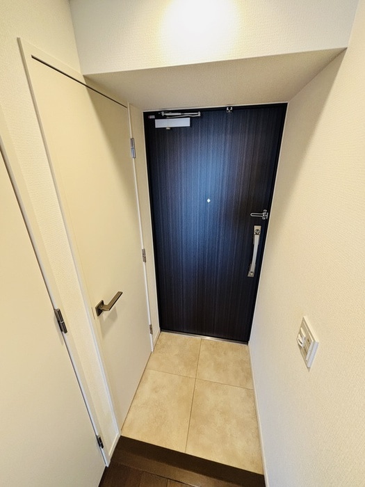 玄関 KDXレジデンス上石神井Ⅱ