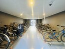 駐輪場 ﾌﾟﾚｻﾝｽﾌﾞﾙｰﾑ浅草