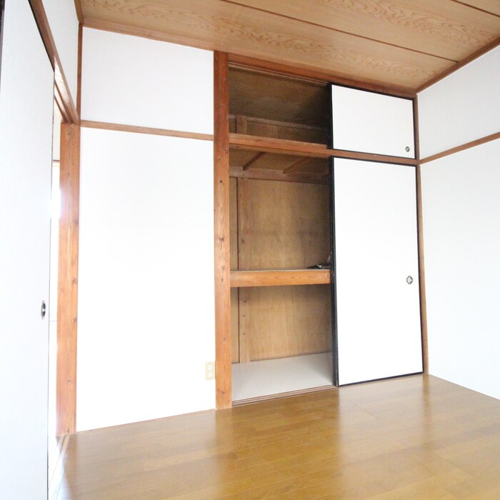 居室 ハイツ小山