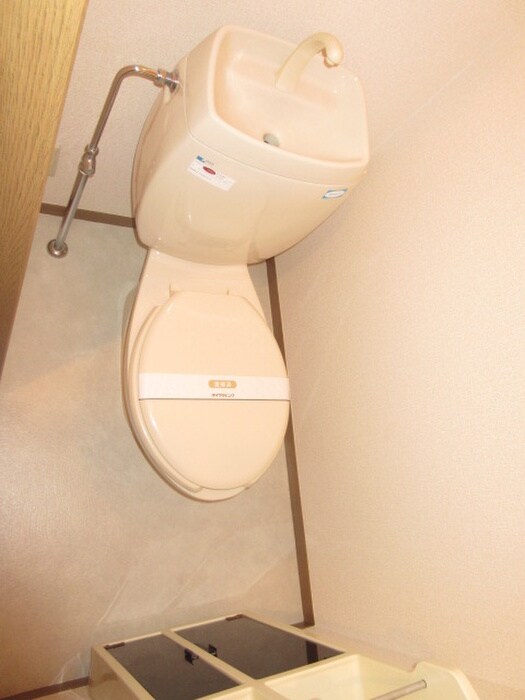 トイレ アルカディア