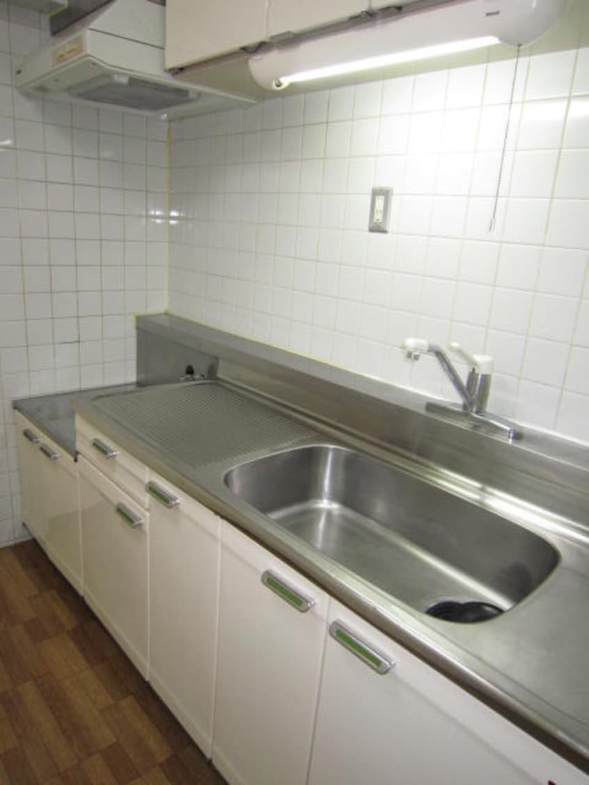 キッチン ロイヤル・ハイネス(206)