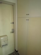 玄関 ロイヤル・ハイネス(206)