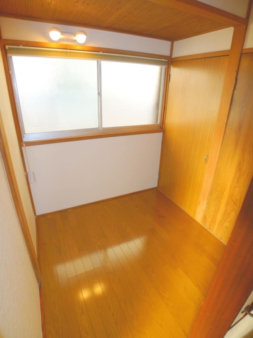 廊下 鳥塚様貸家