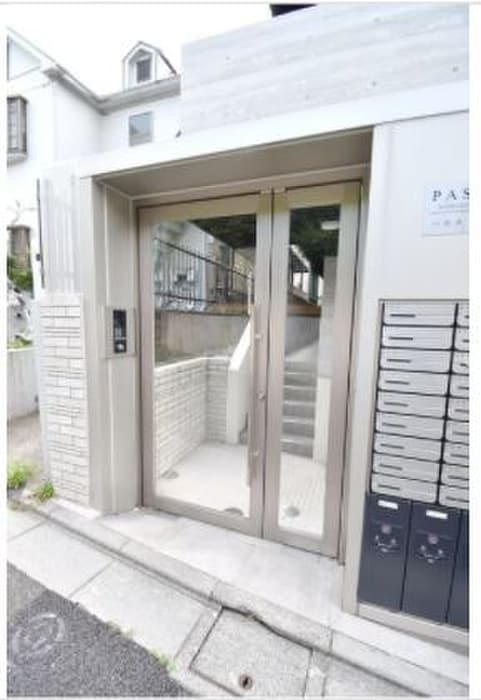 玄関 PASEO下北沢