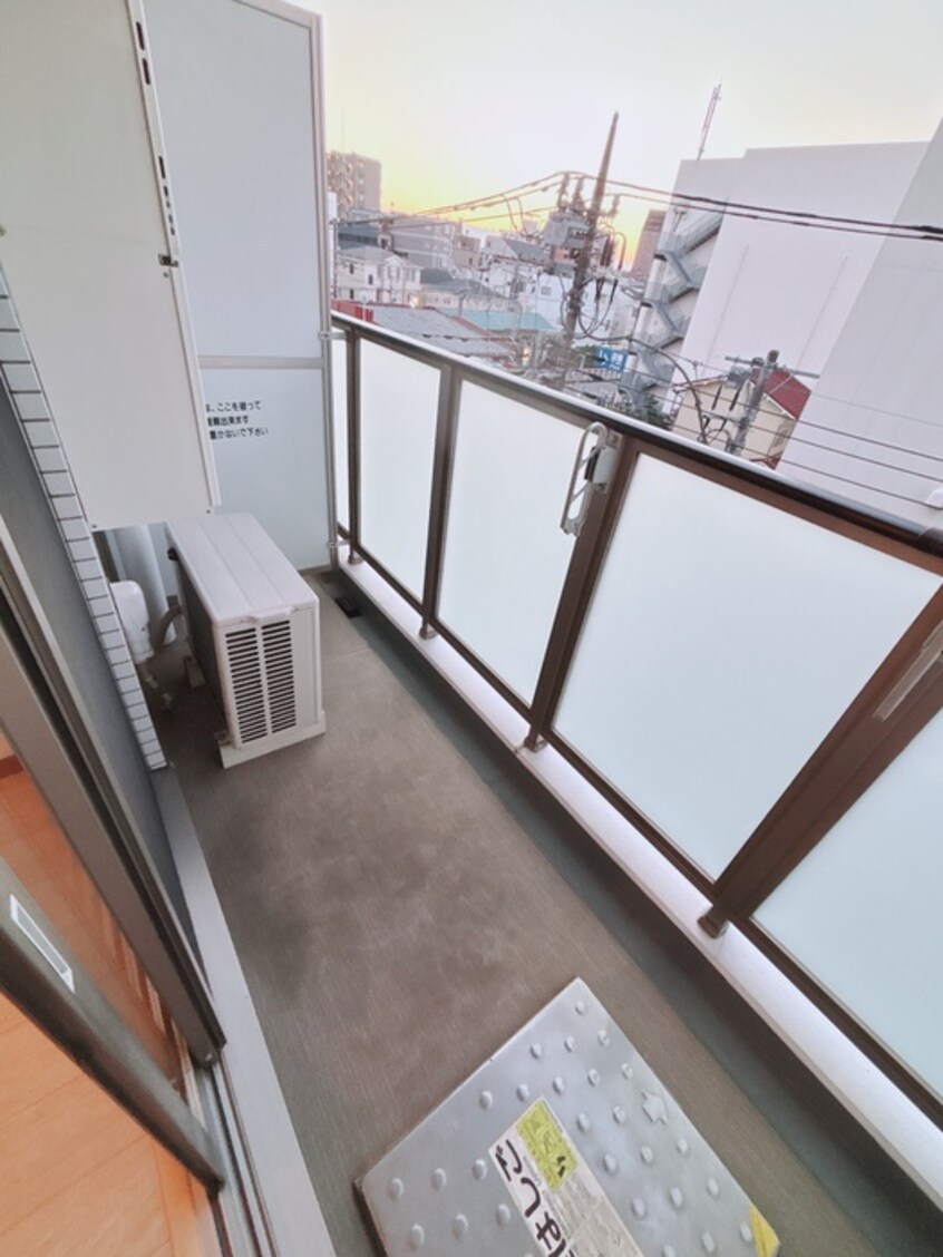 ベランダ・バルコニー ＡＣＯＬＴ府中緑町