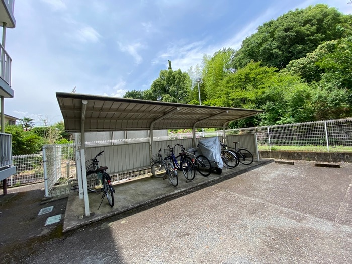 駐輪場 府川マンション