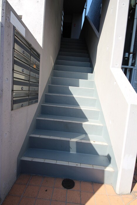 エントランス部分 サンネストひばり