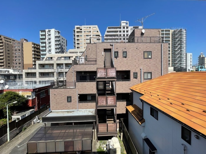 室内からの展望 ベルトゥリ－ハイツ