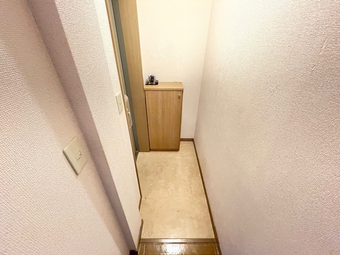 玄関 ベルトゥリ－ハイツ