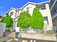シャルマンヒルズ