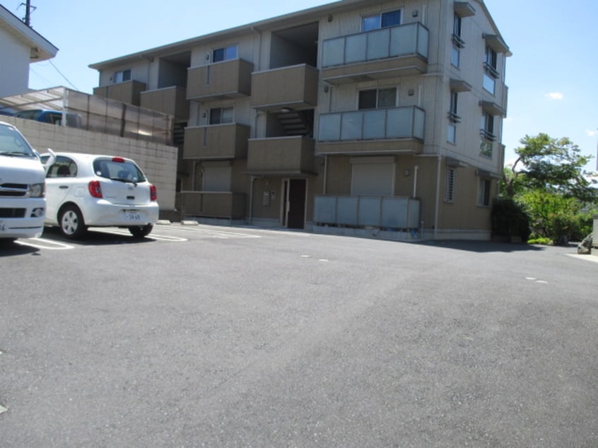 駐車場 ヒルズ・カ－リアA