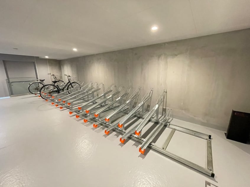 駐輪場 プライマルフロント菊川