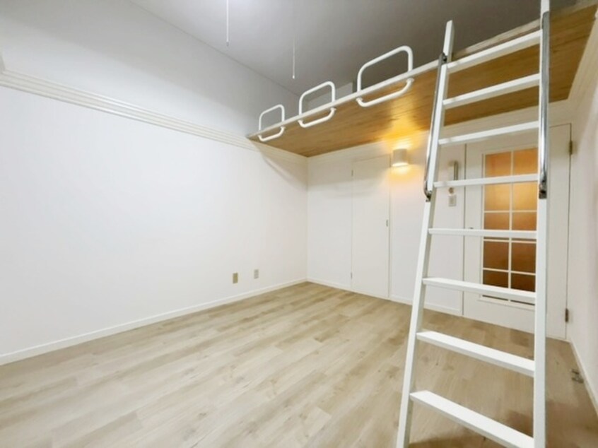 居室 レオパレスT＆Y稲田堤