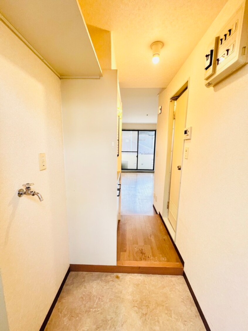 玄関 モンジュ榎本