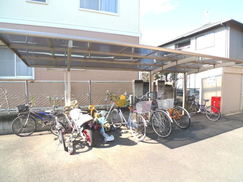 駐輪場 ｺﾝﾌｫｰﾄﾌｫﾚｽﾄⅡ