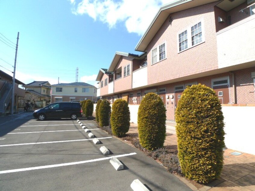 駐車場 ｺﾝﾌｫｰﾄﾌｫﾚｽﾄⅡ