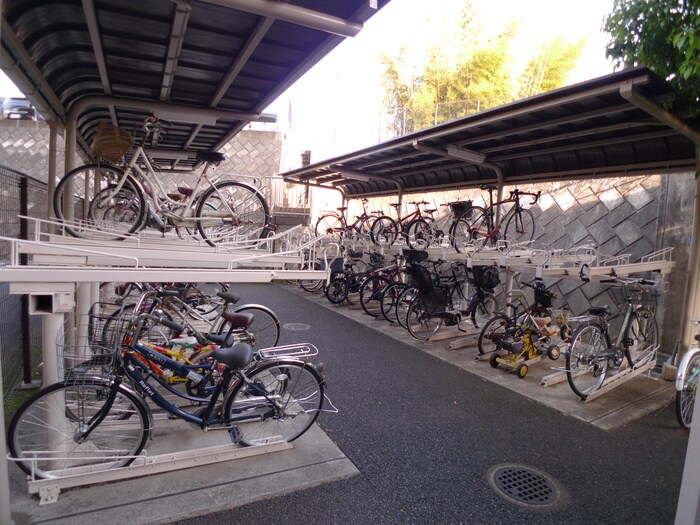 駐輪場 エスペランサ白子壱番館