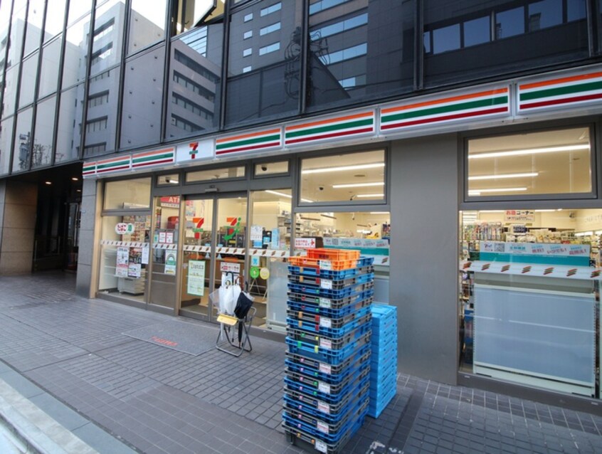 セブンイレブン(コンビニ)まで761m グランパセオ銀座築地