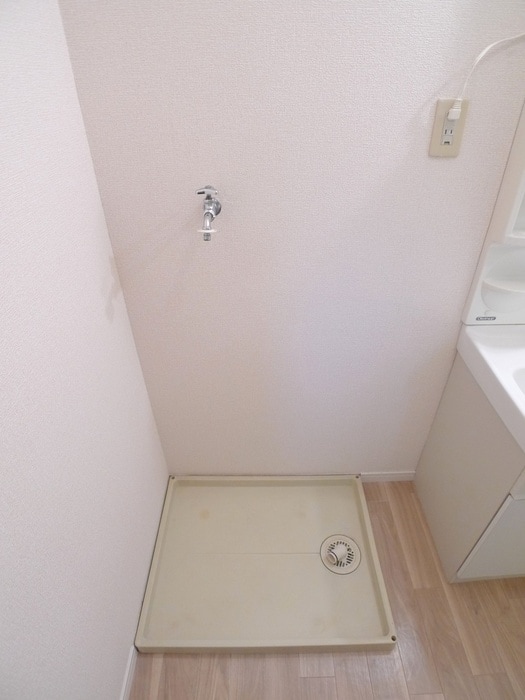 洗濯機置場 ファーストヴューラ八番館