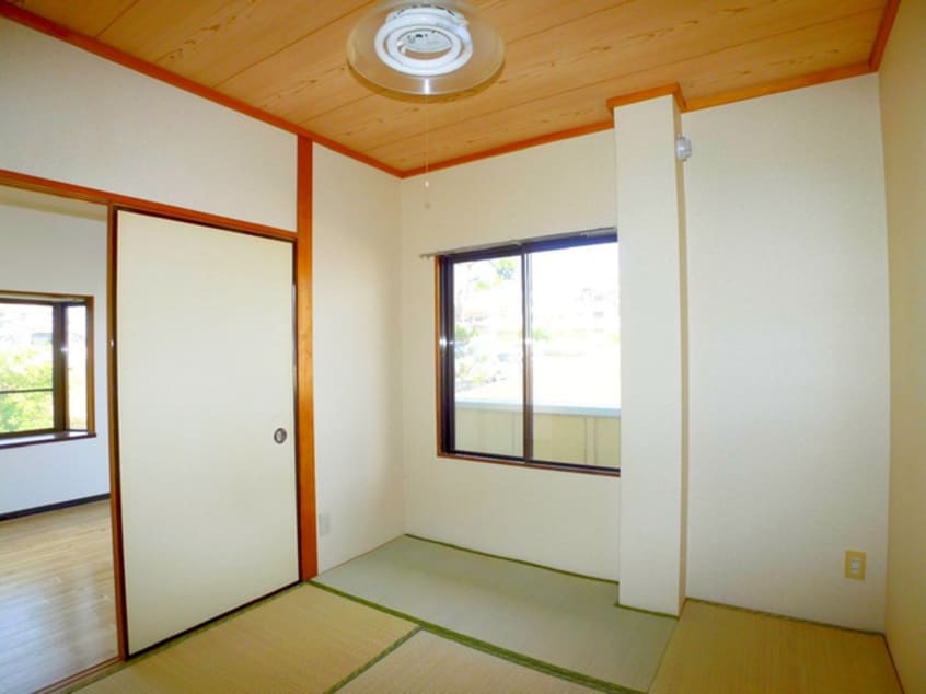 居室 小林ハイツ