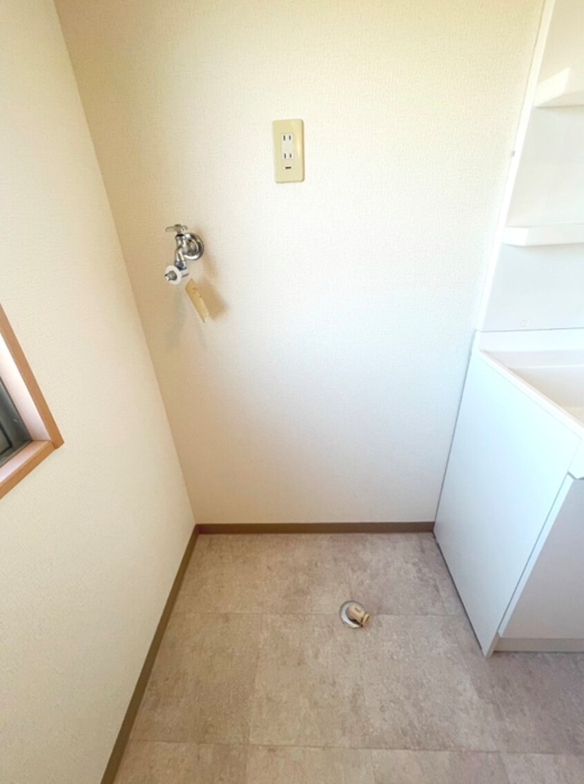 洗濯機置場 プレシャスイ－スト