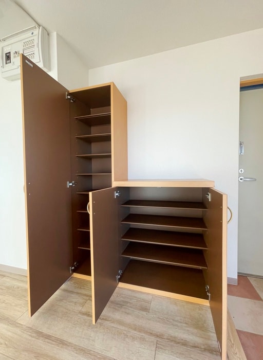 靴箱 プレシャスイ－スト