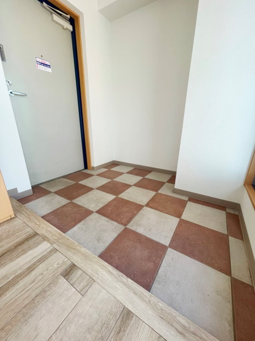 玄関 プレシャスイ－スト