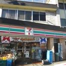 セブンイレブン横須賀安浦店(コンビニ)まで120m 瀬戸アパート