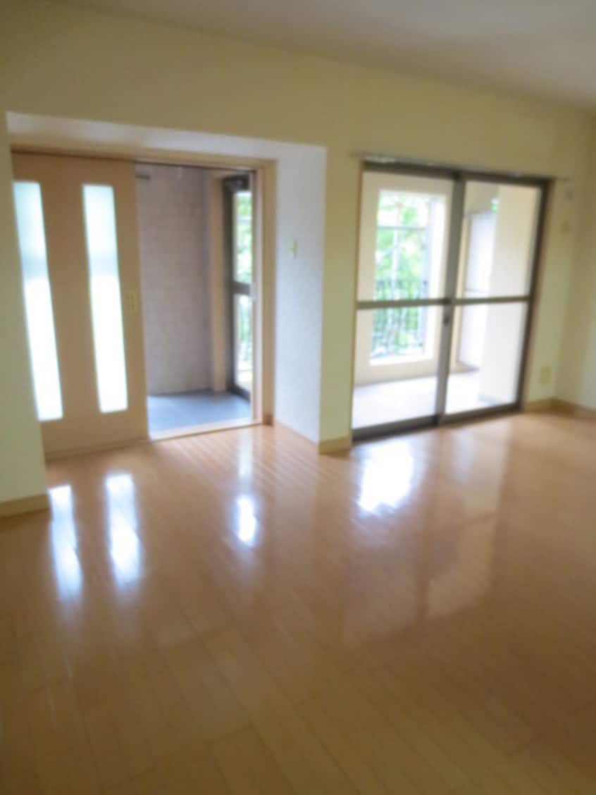 居室 ラトゥ－ルレジュモ－