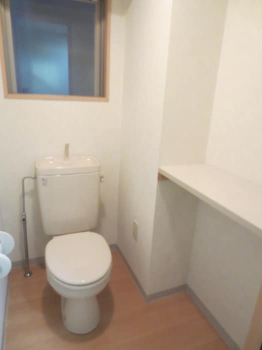 トイレ ラトゥ－ルレジュモ－