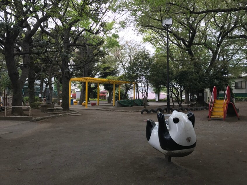 伊勢脇公園(公園)まで450m 石川ハイツ