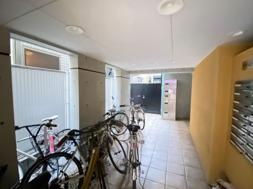 駐輪場 モデュロール渋谷本町
