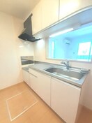 キッチン ラルジュＢ