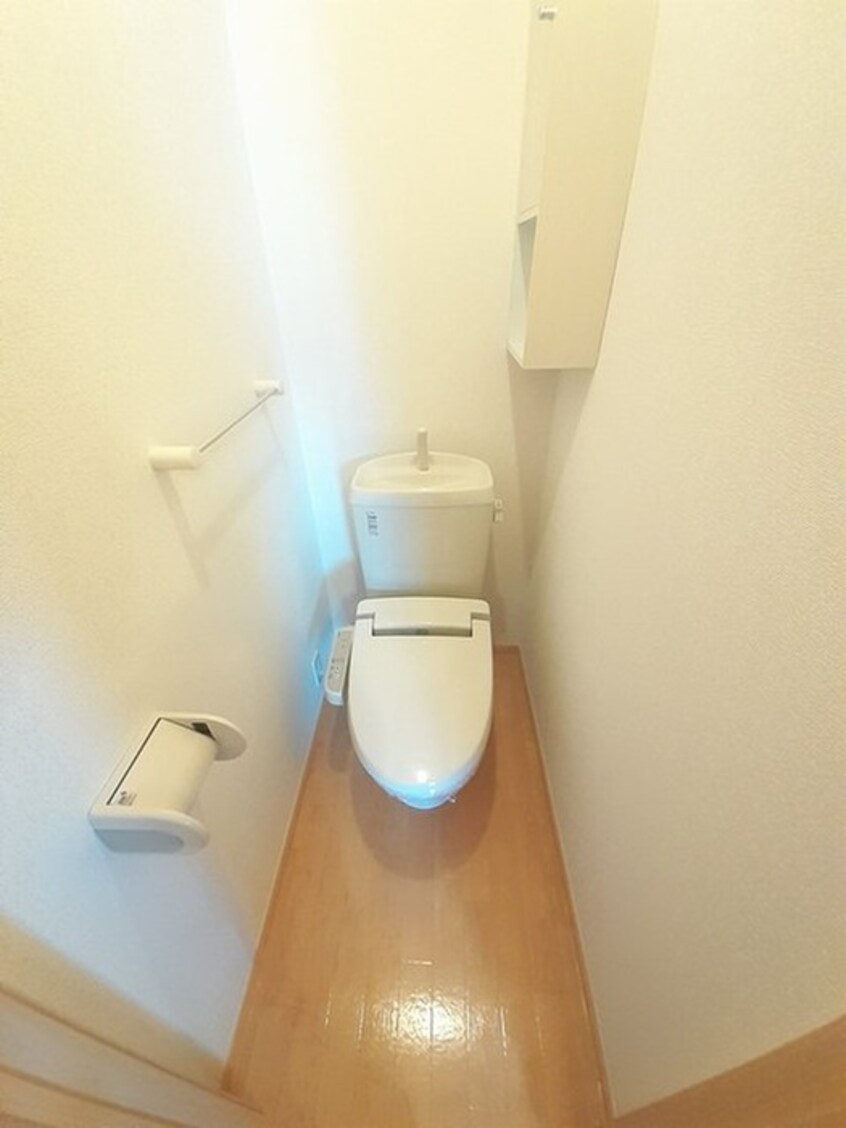 トイレ ラルジュＢ