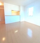 キッチン ラルジュＢ