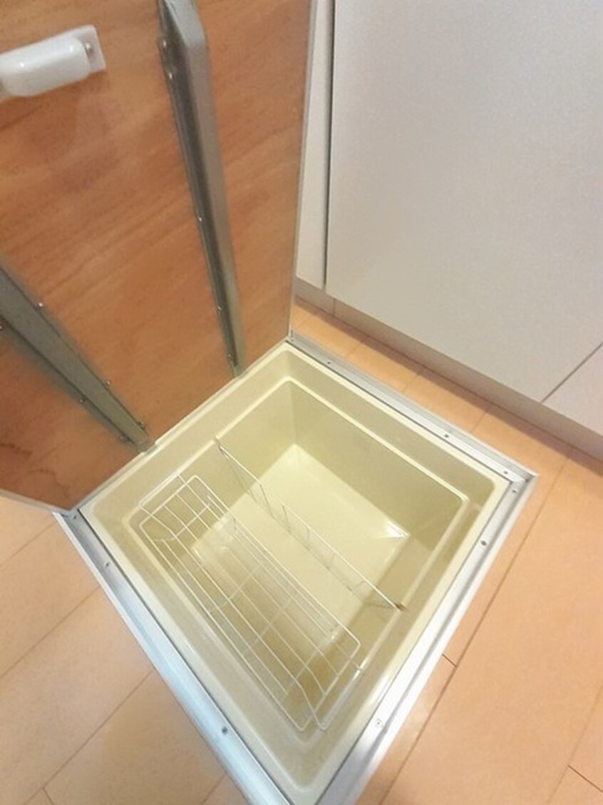 内観写真 ラルジュＢ