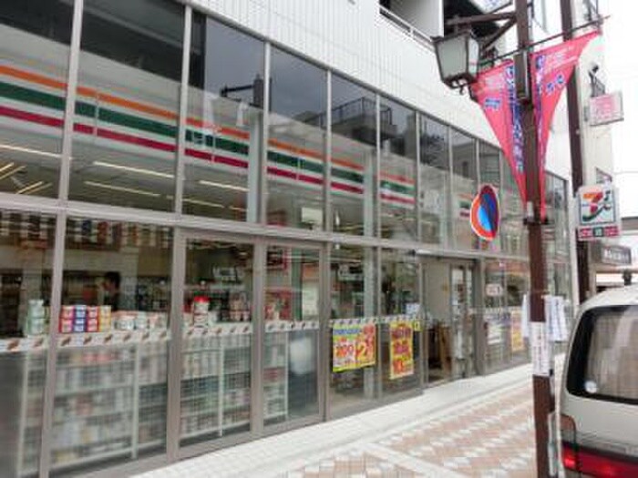 セブンイレブン横浜藤棚商店街店(コンビニ)まで222m ミハス西横浜