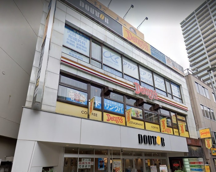 デニーズ(ファストフード)まで500m ドエルＪＳＫ