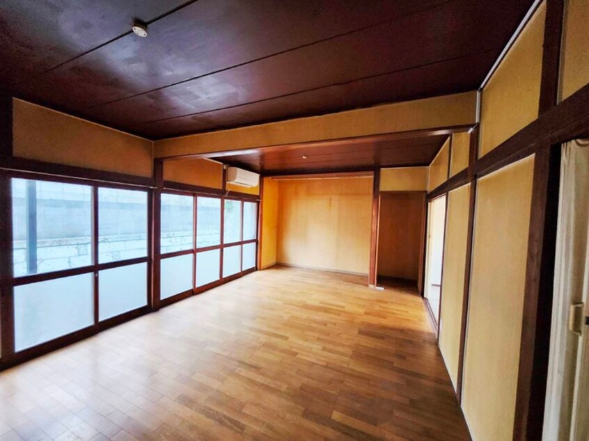 居室 浦賀駅二葉2丁目戸建て