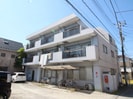 彦マンションの外観