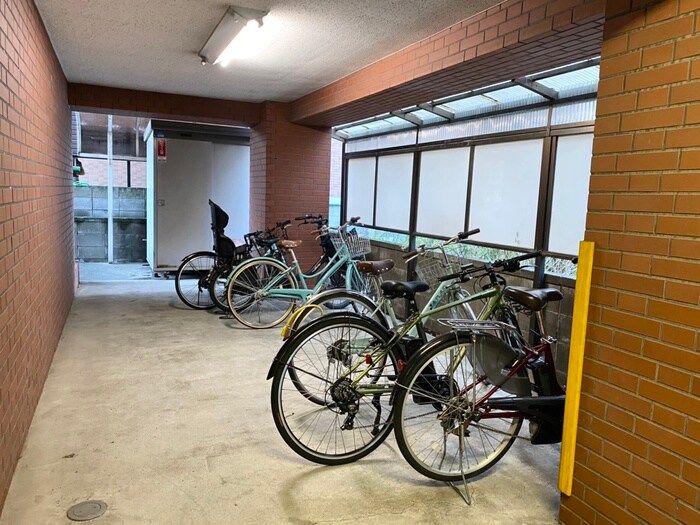 駐輪場 エクセルツカサ（１－４Ｆ）