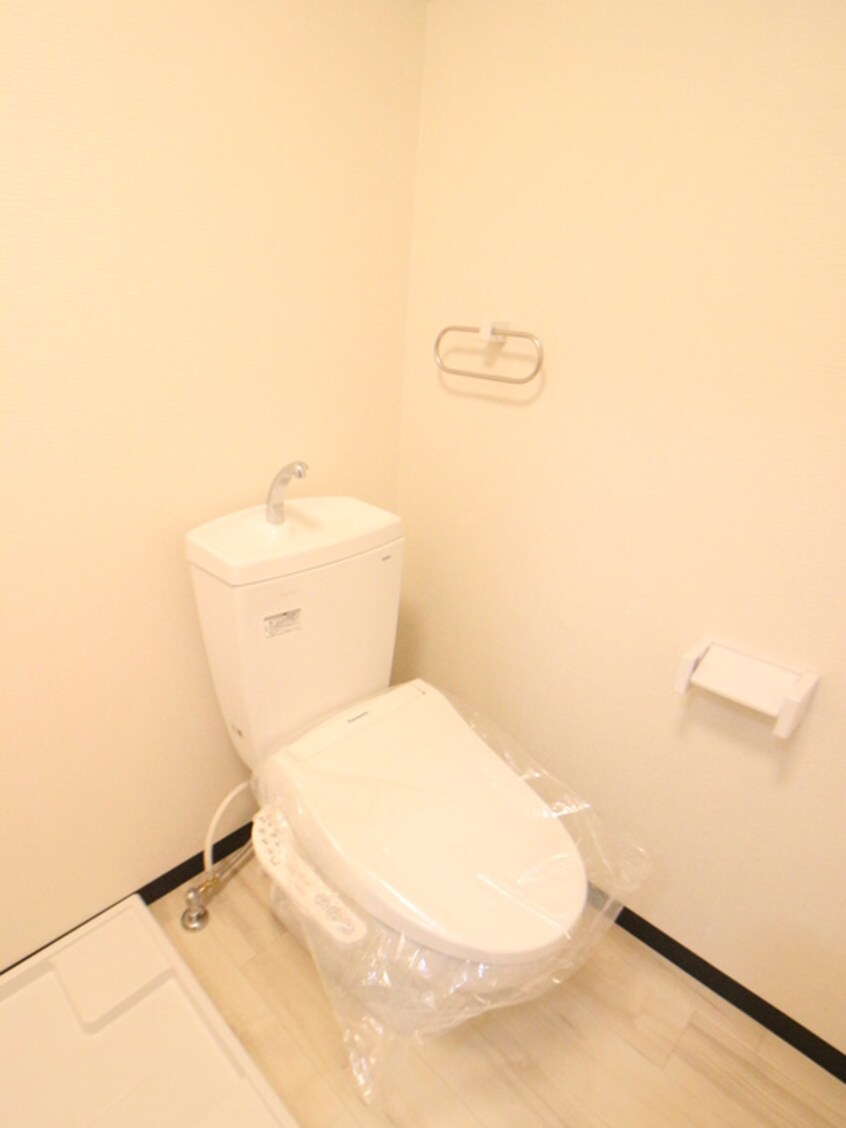 トイレ ﾊﾟ-ｸﾋﾙｽﾞ茅ヶ崎